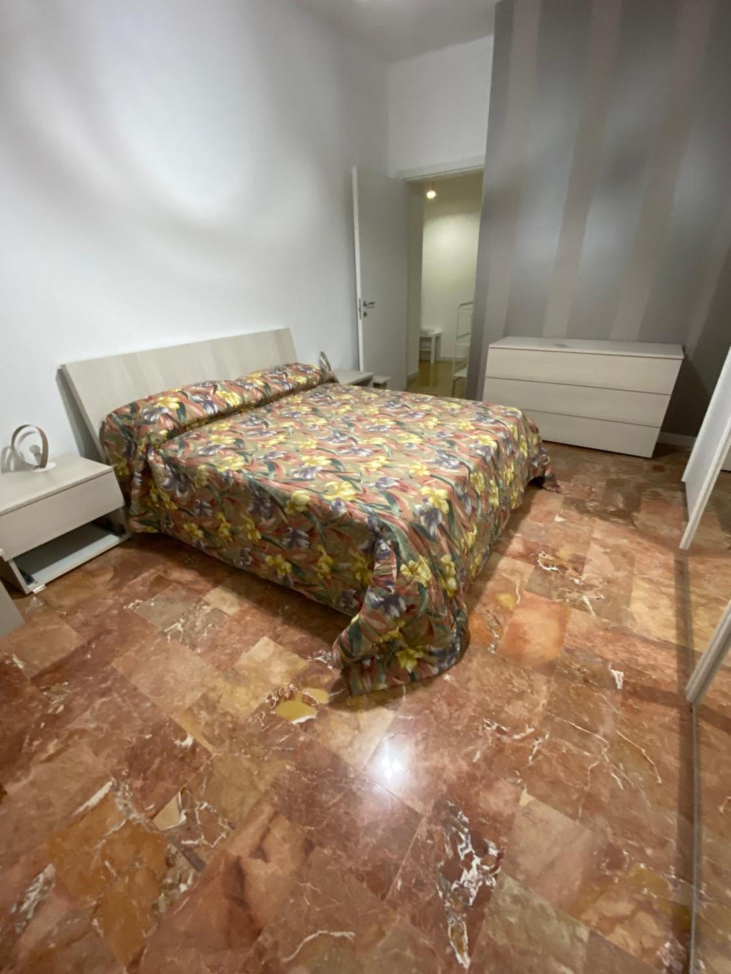 La Casa Di Telen Zona Policlinico Oncologico E Villa De Grecis Bari Exterior foto